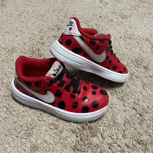Nike Force 1 Sneaker - Toddler 9C